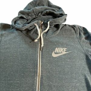 Nike Women’s Full Zip-Up Lightweight Hoodie | Heathered Sage Green | Medium